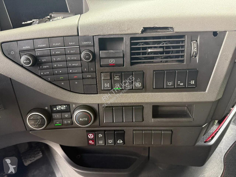 جرار Volvo 8X4 - 490049 KM - INTARDER TUV...