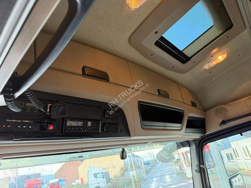 Trekker Mercedes 1842 4X2 MEGA + LIFTING DISH...