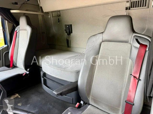 جرار Renault T460...