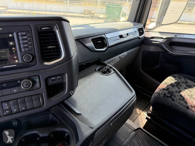 جرار Scania