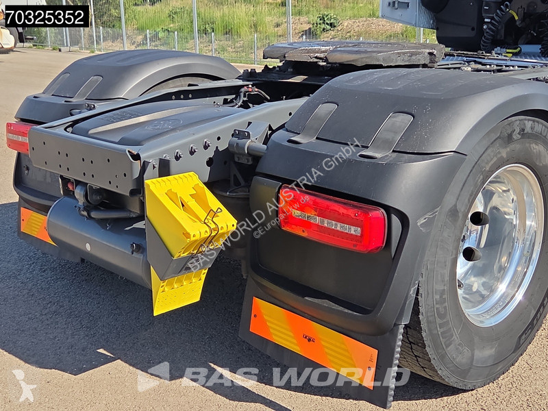 جرار DAF XG  4X2 2x Tank ACC Alcoa