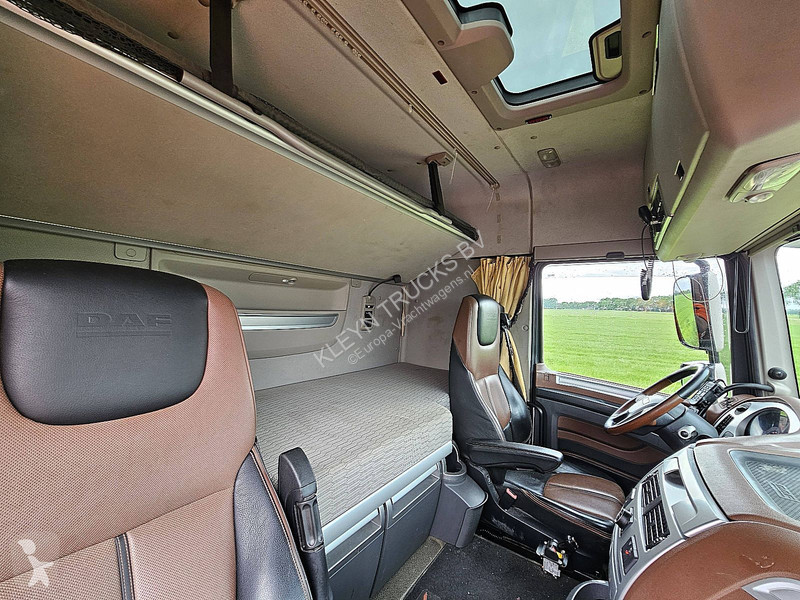 جرار DAF 530 6X2 FTR SPACECAB