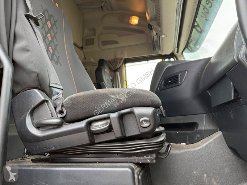 Trekker Iveco 570 AS440S57 T/P Kipphydraulik...