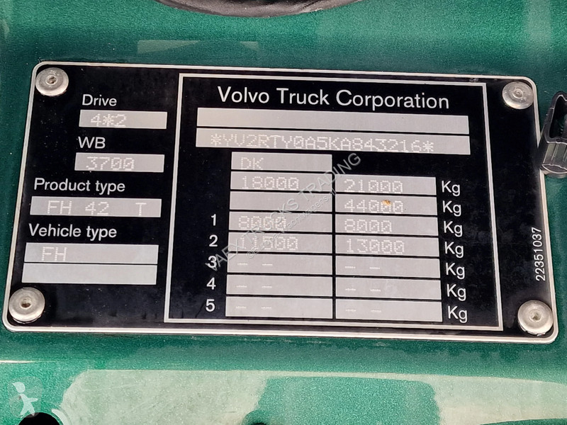 جرار Volvo 13460 Globetrotter 4x2 - ADR -...