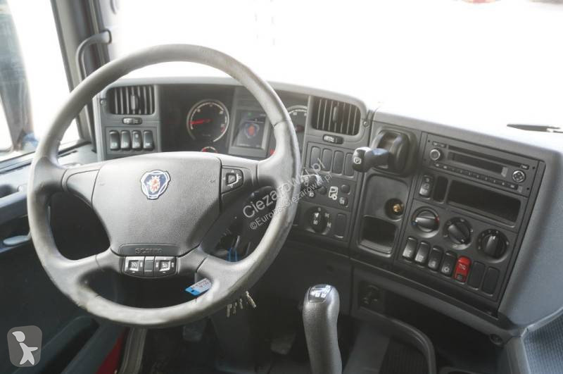 Влекач Scania