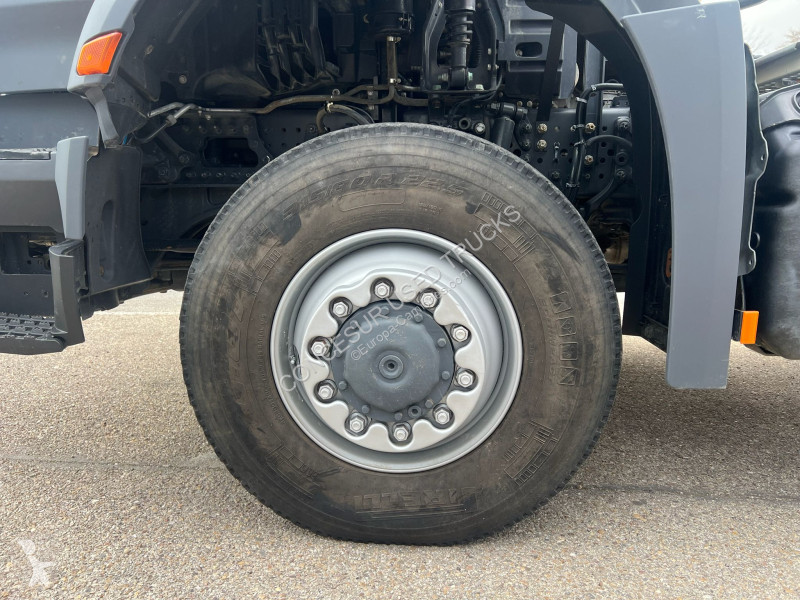 جرار Mercedes  2045 AS 4X4