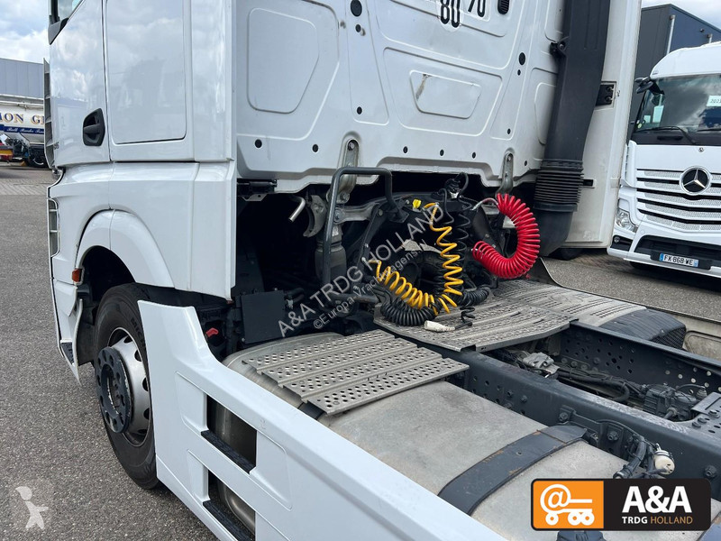 Cabeza tractora Mercedes ACTROS 1845