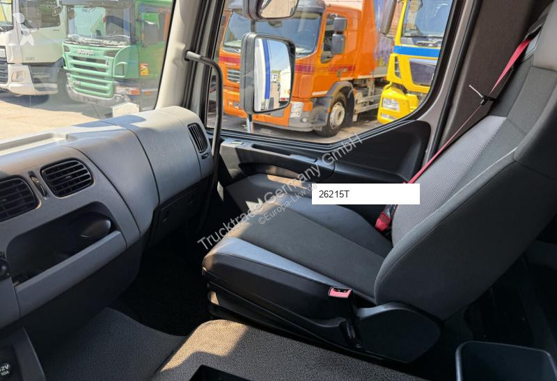 جرار Renault 586 D10.240