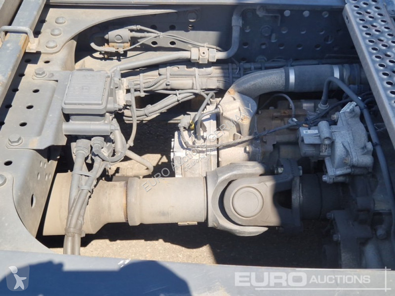 جرار Mercedes ACTROS 1845
