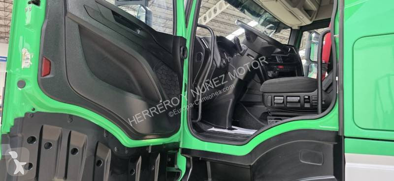 جرار Iveco