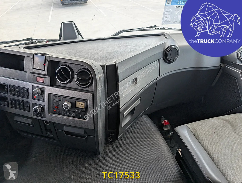 جرار Renault T 480