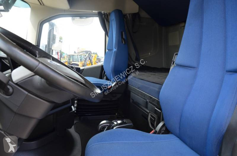 Влекач Volvo