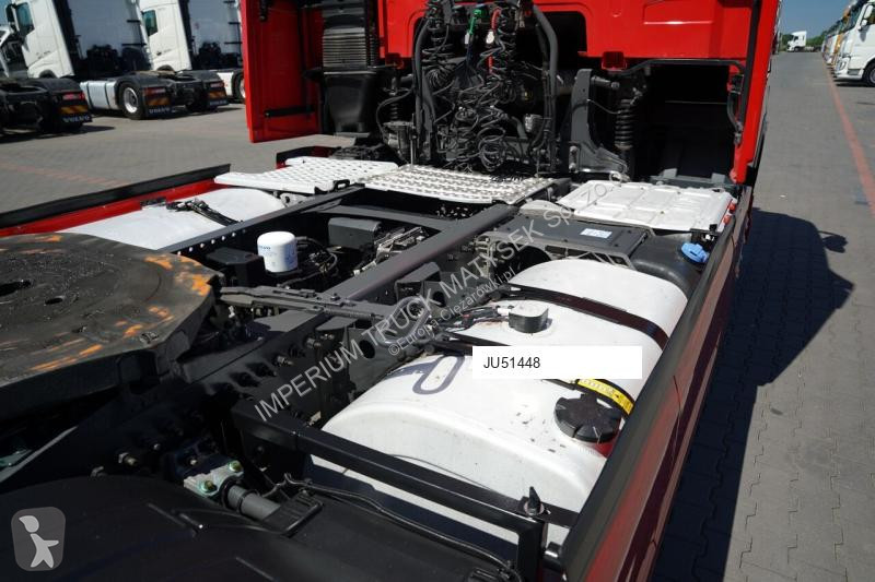 Cap tractor Volvo FH 500