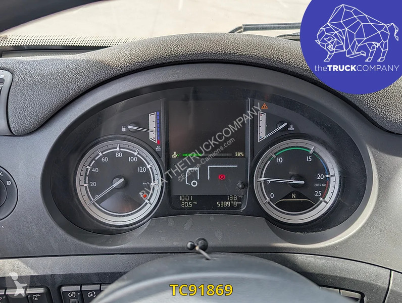 جرار DAF 440