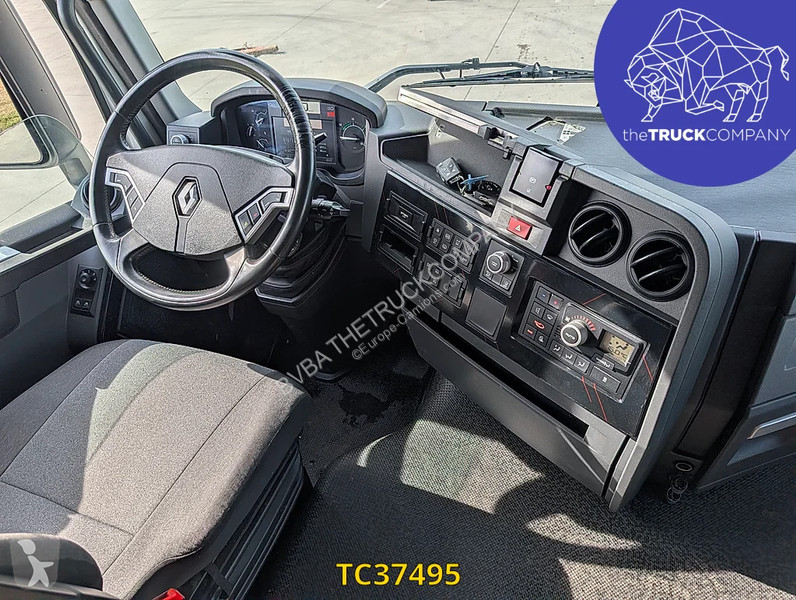جرار Renault T 480