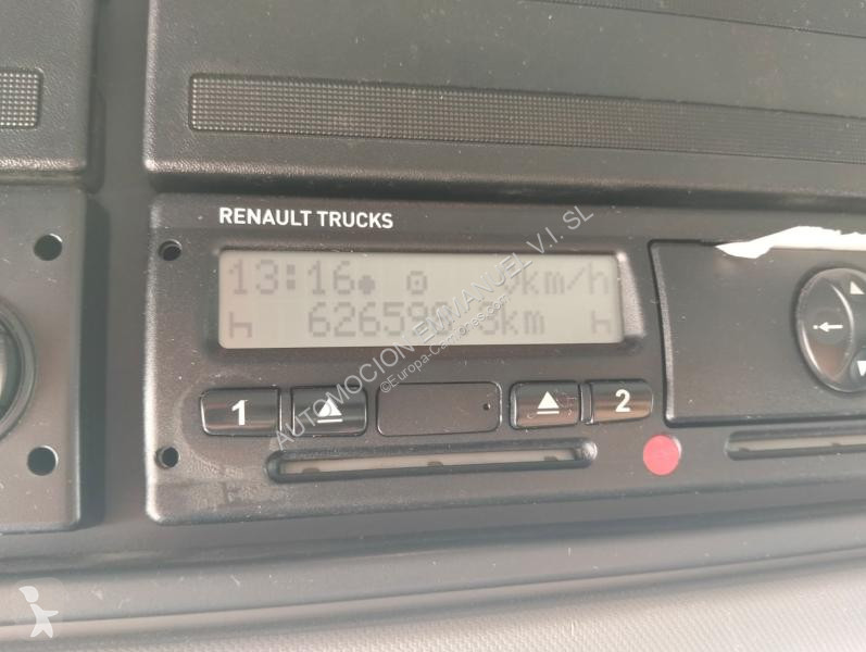 جرار Renault 480 XROAD TSeries