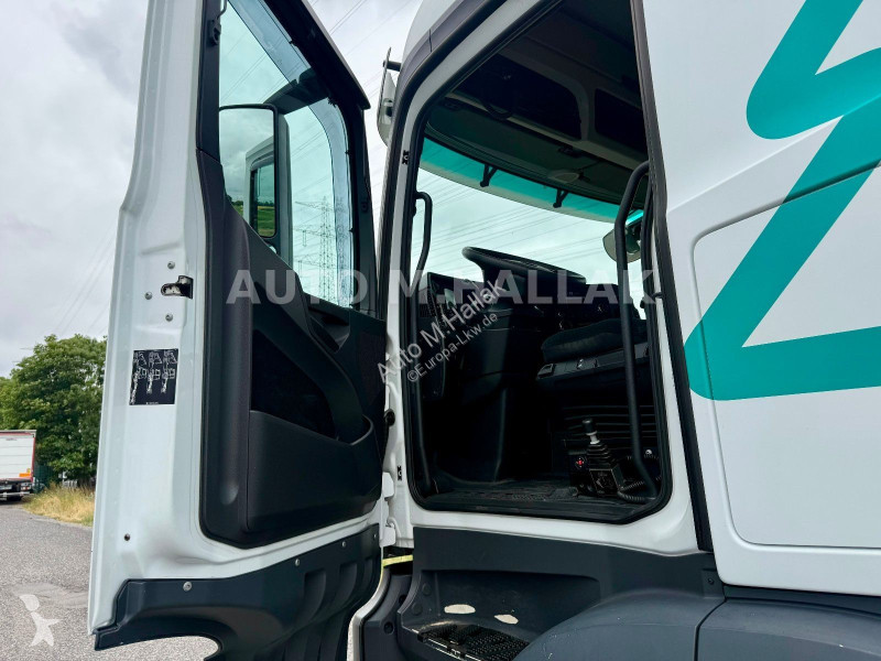جرار Mercedes 2051 HAD 4x4 Retarder / Hydraulik