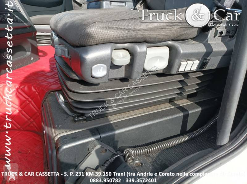 Iveco  tractor unit