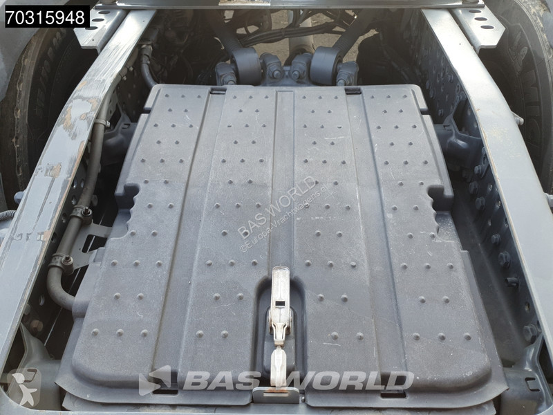 جرار Mercedes 1843 4X2 ClassicSpace Retarder...