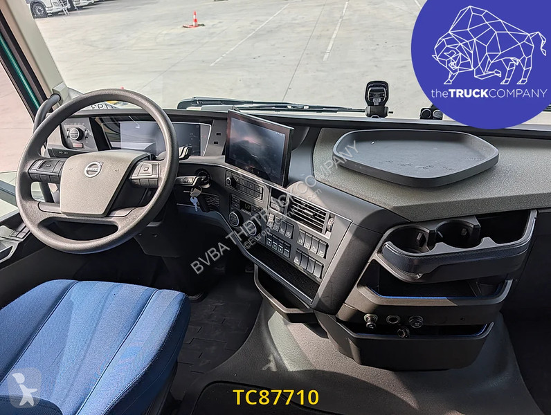 جرار Volvo 500