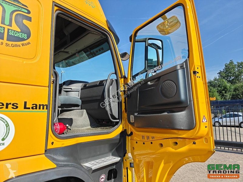 جرار Volvo 420 4x2 GlobeTrotter Euro5 -...