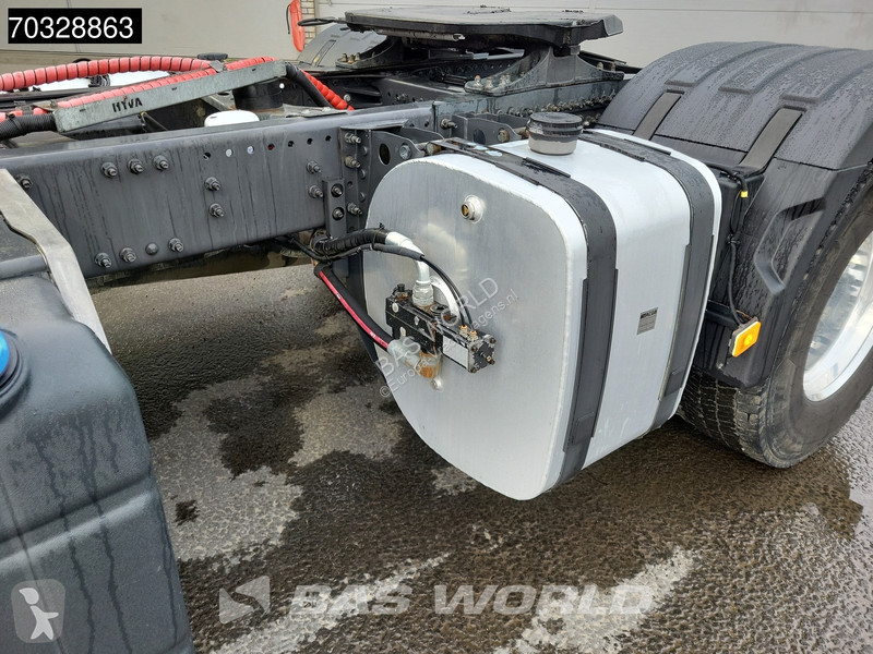 جرار Volvo 500  4X2 Low Roof! Hydraulic Alcoa's