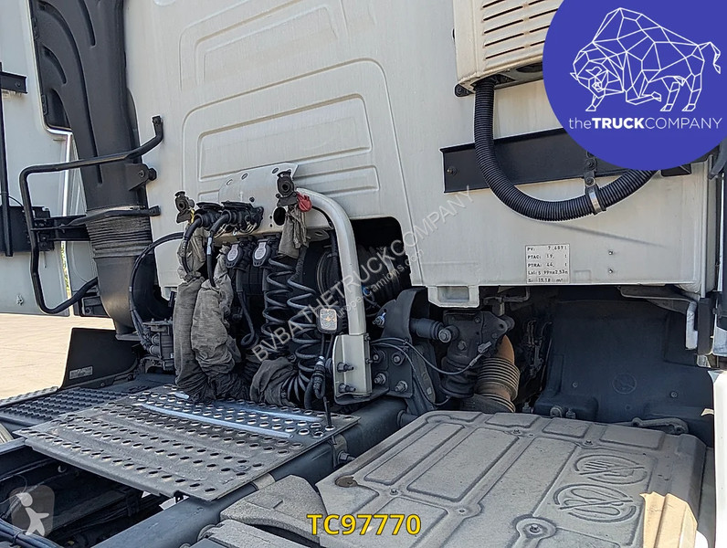 جرار Renault T 460