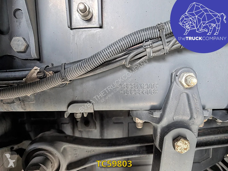 جرار Scania 520