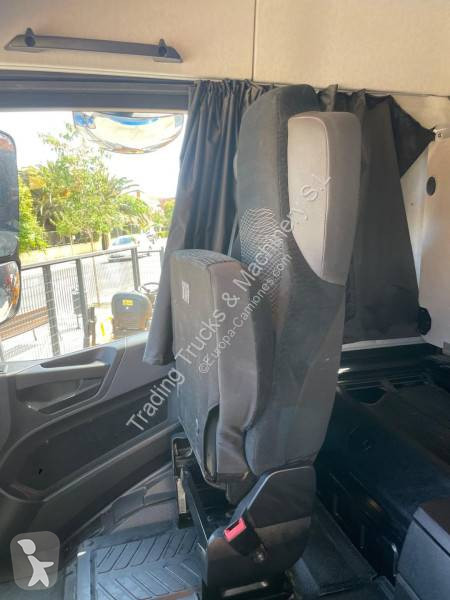 جرار Mercedes