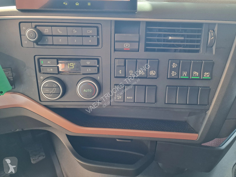 جرار Volvo FH 16.750 XL - Retarder - full air -...