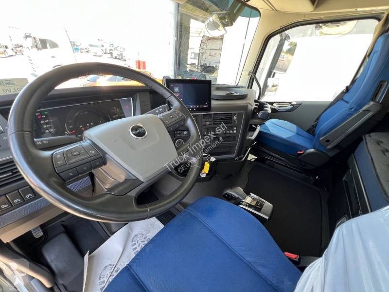 جرار Volvo