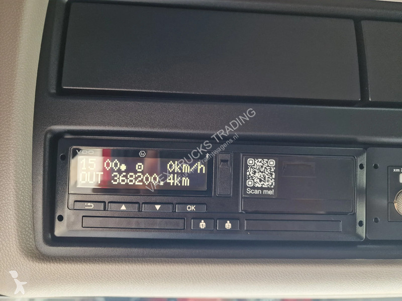 جرار Scania 460 4X2 - steel / air - retarder -...