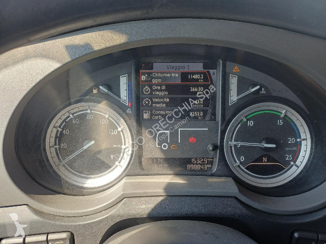 جرار DAF XF460