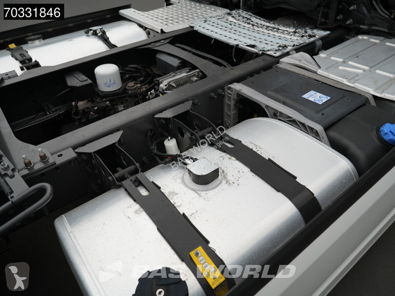 جرار Volvo 500 4X2 XL 2xTanks I-ParkCool ACC