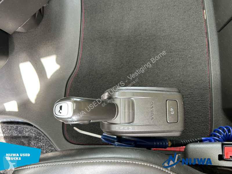جرار Volvo 500 4x2 VDS + No TC