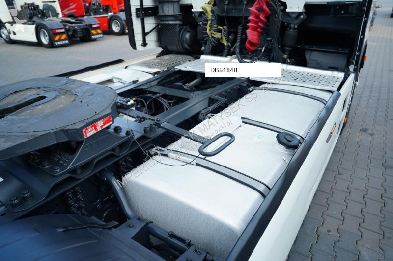 Влекач Iveco / 510