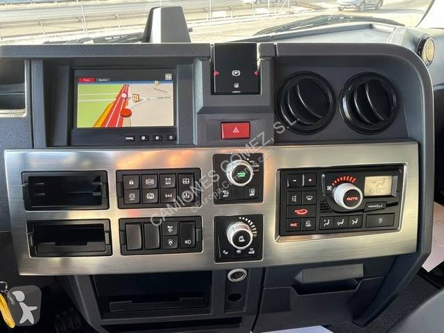 Cabeza tractora Renault