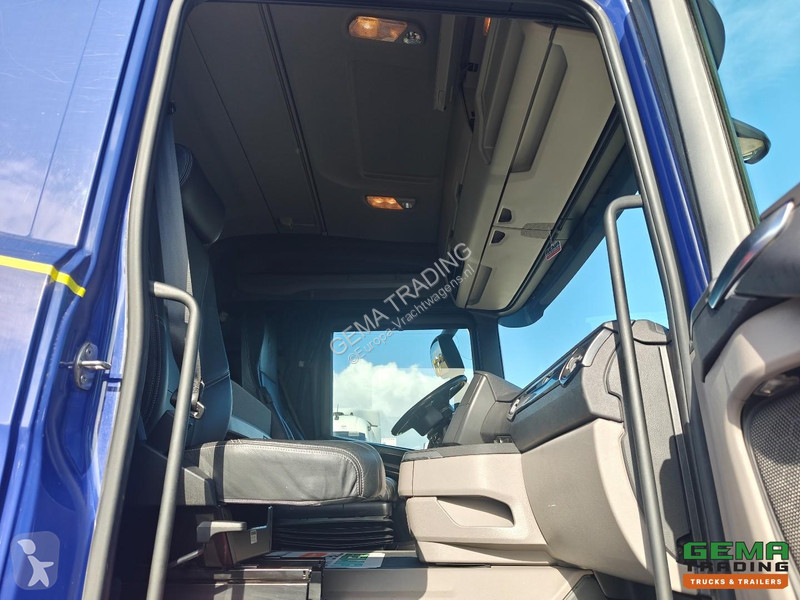 Trattore Stradale Scania 4x2 HighLine CR20N...