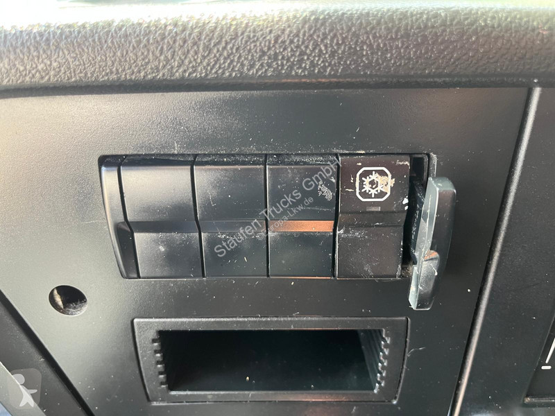 جرار Mercedes 1851 1851...