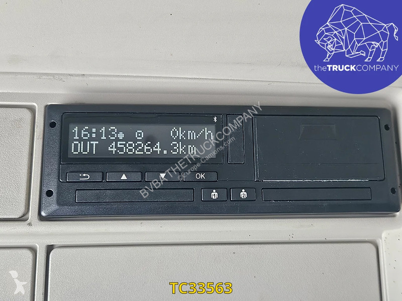 جرار Iveco S-Way 460