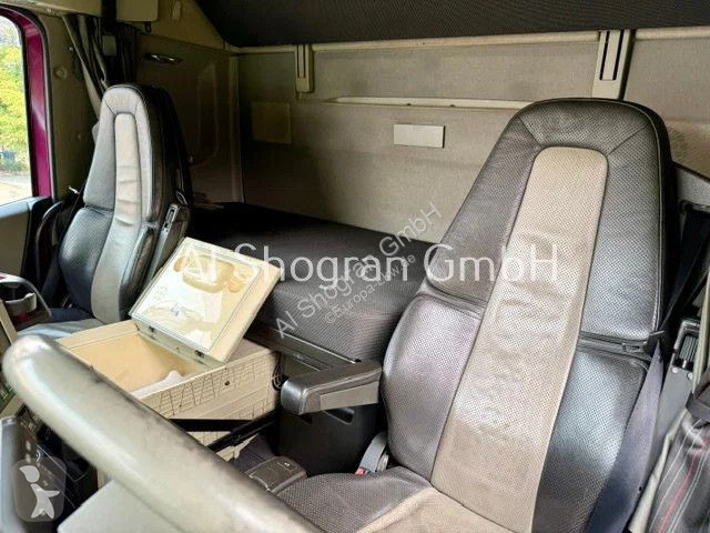 جرار Volvo 500 Globetrotter/Voll...