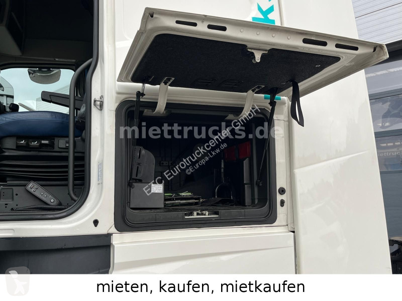Влекач Volvo 500 Globe Mietkauf 1525 Euro mtl.