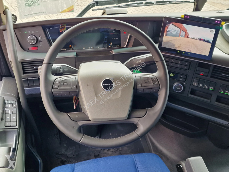 جرار Volvo 13540 Aero Globetrotter XL 4x2 - New...