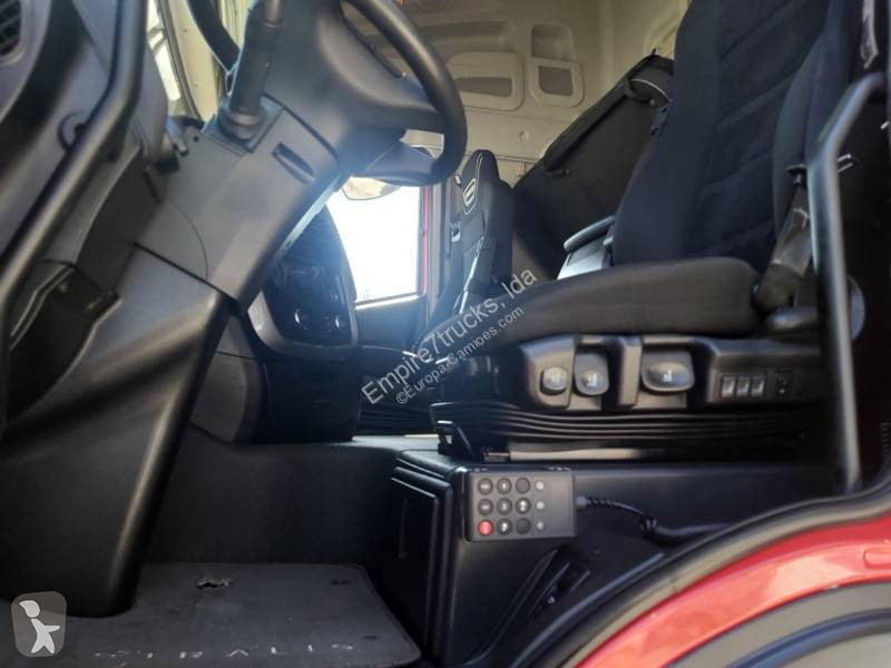 Cabeza tractora Iveco