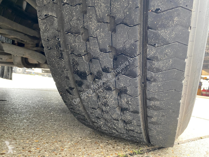 جرار Iveco 460 / Retarder / Automatic / TÜV...