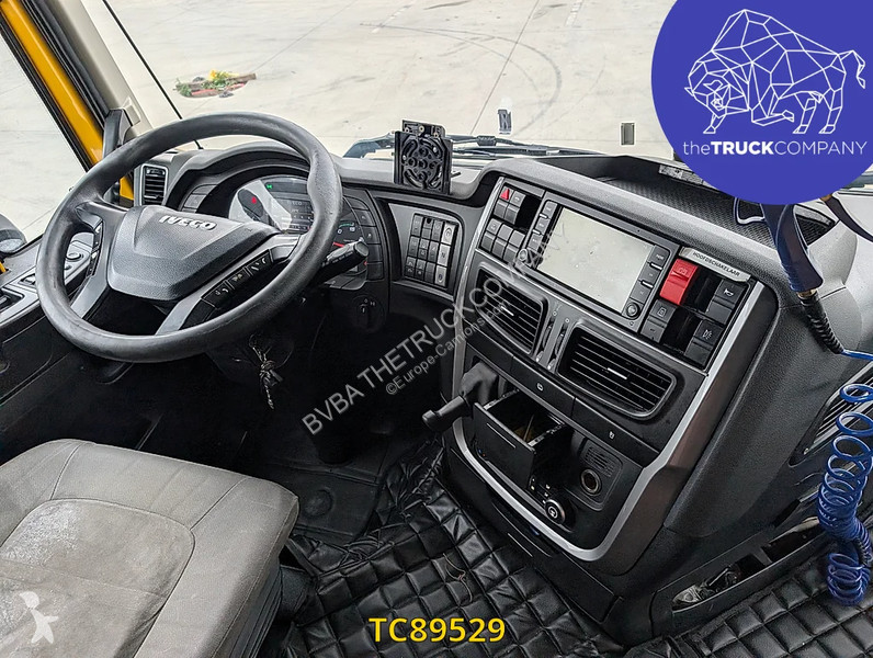 Tracteur Iveco 440 S46