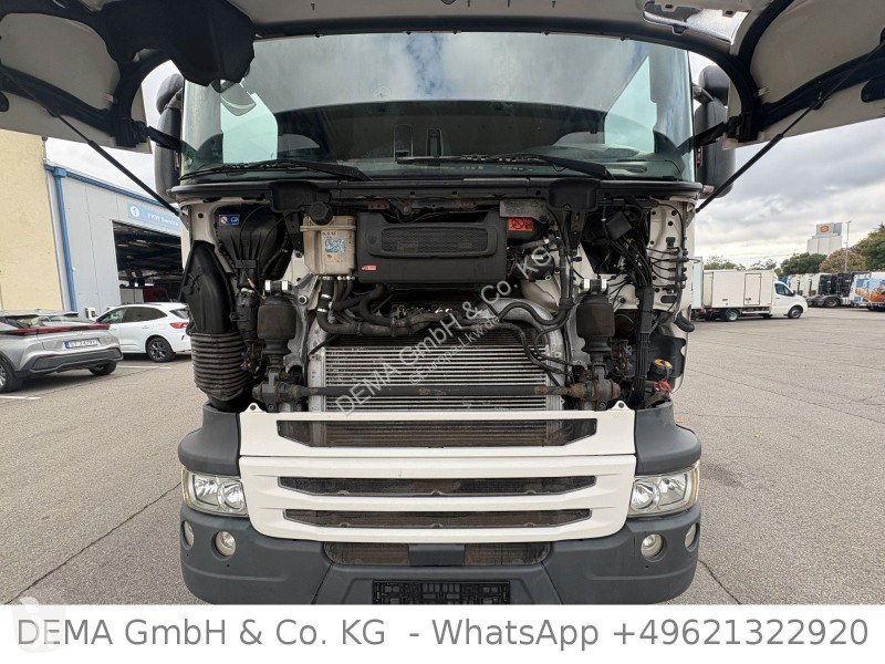 جرار Scania...