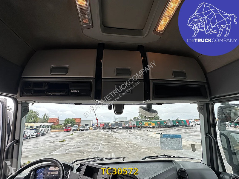 Тягач Renault T 460