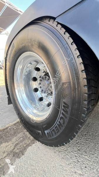 Cabeza tractora Renault