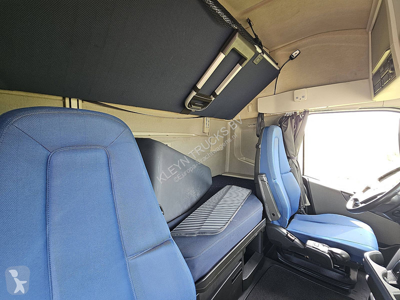 Tracteur Volvo 460 6X2 GT Single Boogie